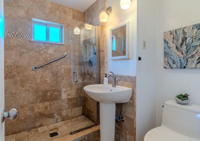 711 Lundy Way, Pacifica, CA 94044