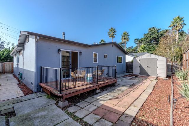 711 Lundy Way, Pacifica, CA 94044
