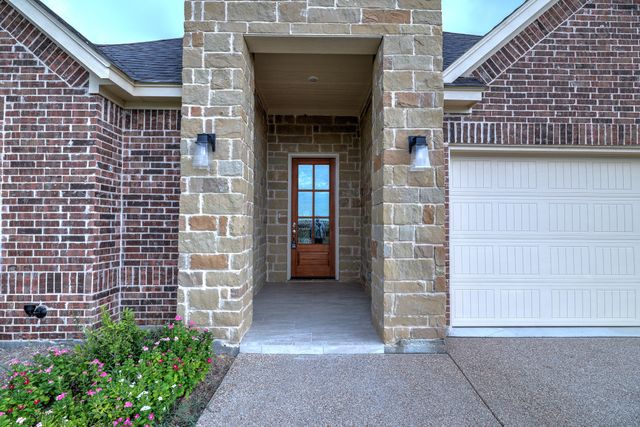 10171 blue jay Lane, Benbrook, TX 76126