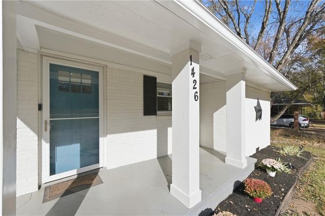 1426 Thunderwood SW Lane, Mableton, GA 30126