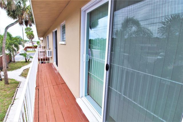 3001 BEE RIDGE ROAD 201, Sarasota, FL 34239