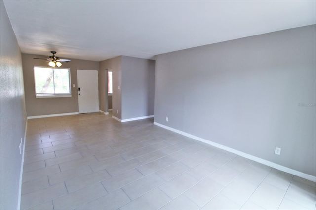 3001 BEE RIDGE ROAD 201, Sarasota, FL 34239