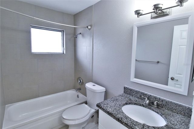 3001 BEE RIDGE ROAD 201, Sarasota, FL 34239