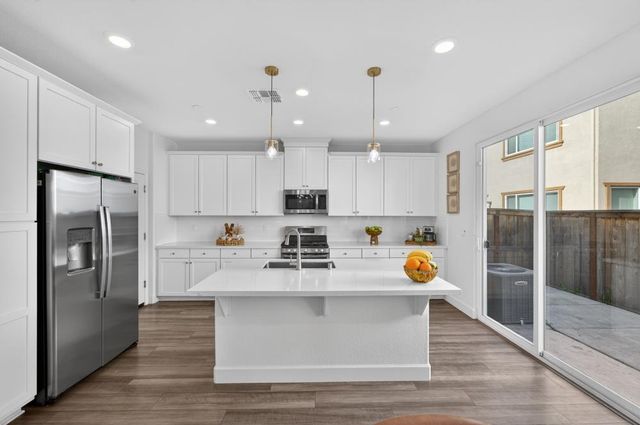 3579 Hammock Ave, Sacramento, CA 95835