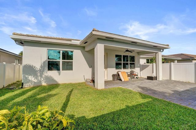 4147 ROSA Drive, Deerfield Beach, FL 33064