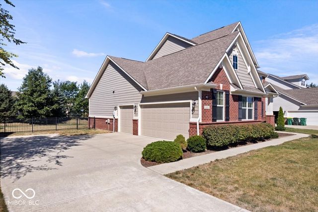 6406 Concord Drive, Zionsville, IN 46077