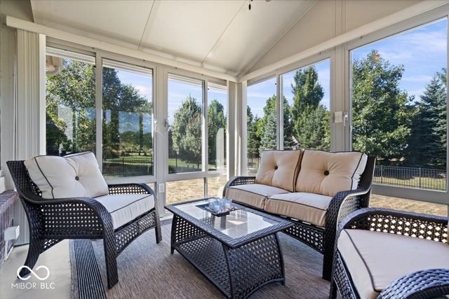 6406 Concord Drive, Zionsville, IN 46077