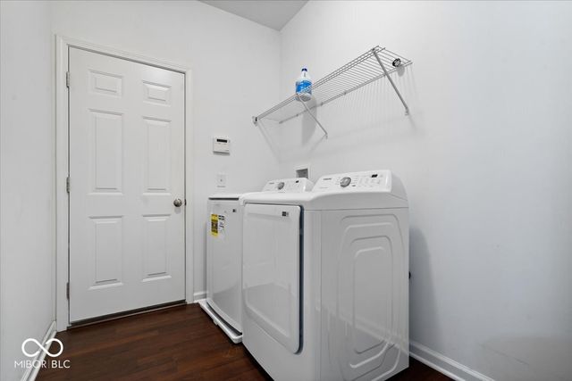 6406 Concord Drive, Zionsville, IN 46077