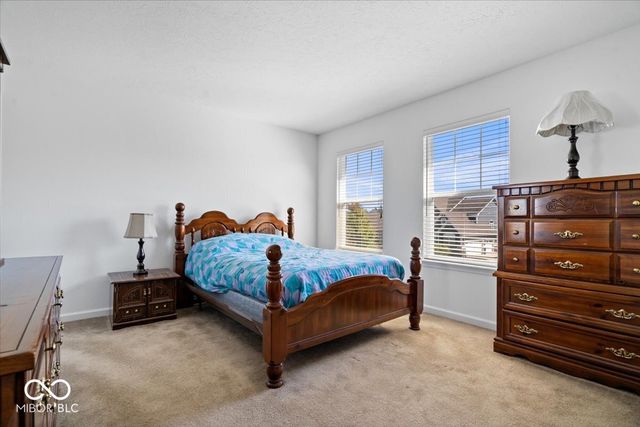 6406 Concord Drive, Zionsville, IN 46077