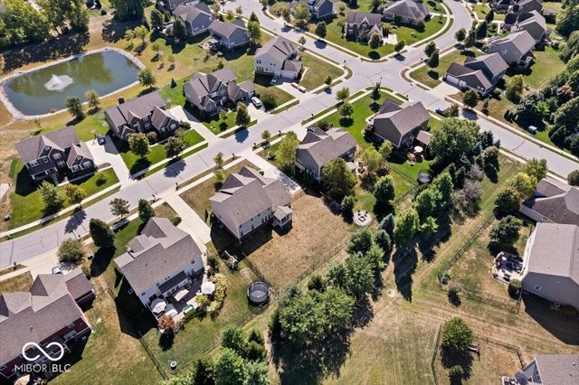 6406 Concord Drive, Zionsville, IN 46077