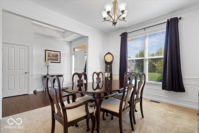 6406 Concord Drive, Zionsville, IN 46077