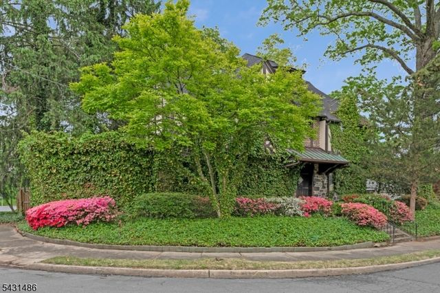 3 Shelbourne Ave, Trenton City, NJ 08618