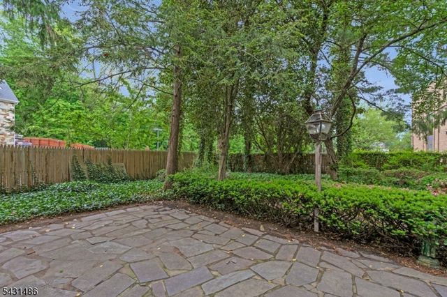 3 Shelbourne Ave, Trenton City, NJ 08618