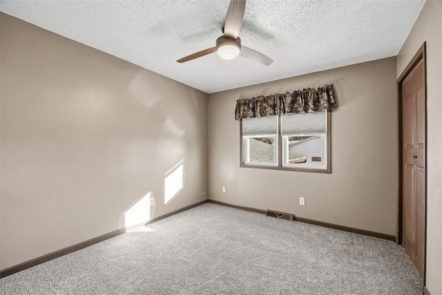 2570 Clark Avenue, Marion, IA 52302