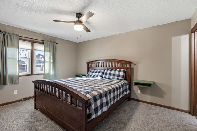 2570 Clark Avenue, Marion, IA 52302