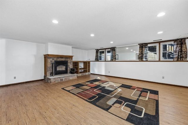 2570 Clark Avenue, Marion, IA 52302