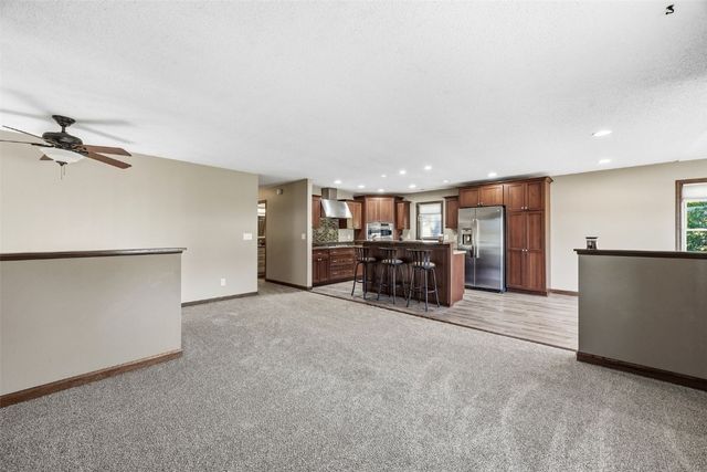 2570 Clark Avenue, Marion, IA 52302