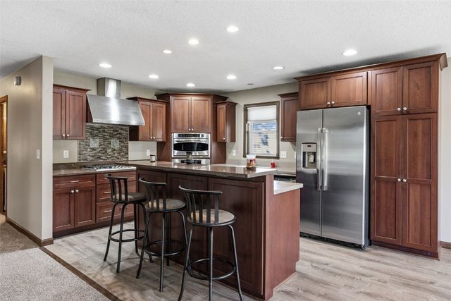 2570 Clark Avenue, Marion, IA 52302