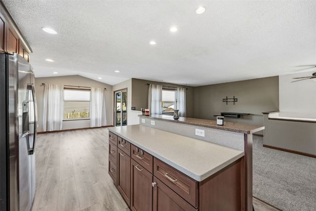 2570 Clark Avenue, Marion, IA 52302