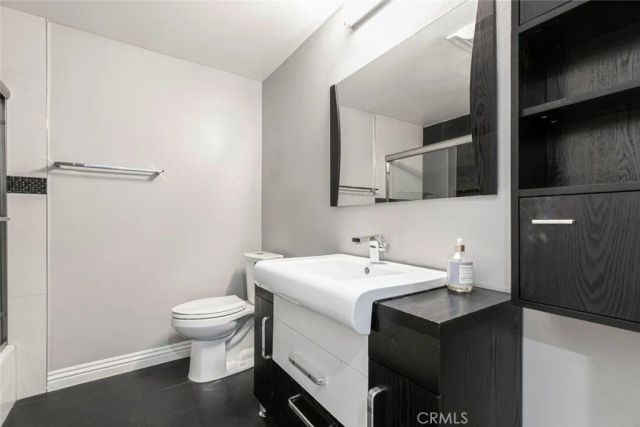 234 N Kenwood St., Glendale, CA 91206