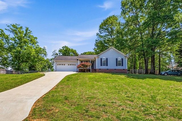 312 Carmichael Court, Boiling Springs, SC 29316