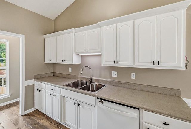 312 Carmichael Court, Boiling Springs, SC 29316