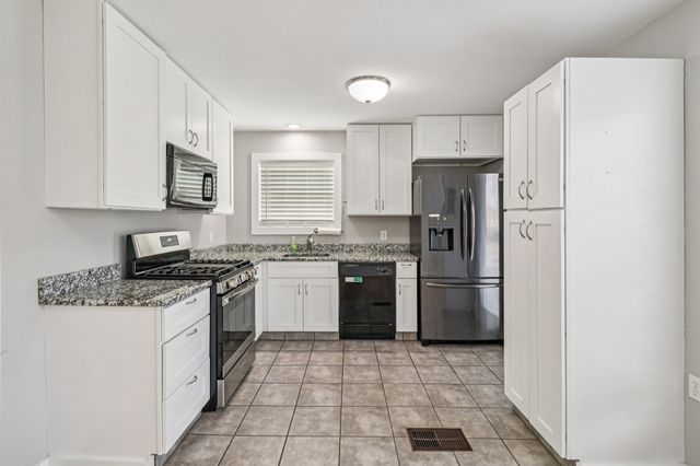 217 Pine Street, Aledo, TX 76008