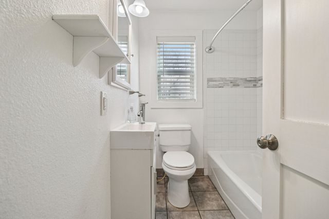 217 Pine Street, Aledo, TX 76008