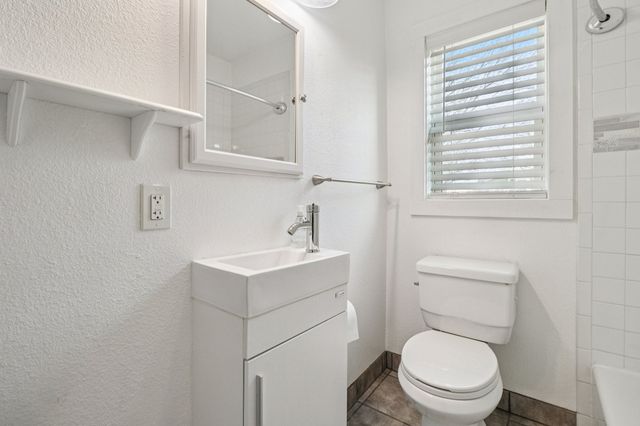 217 Pine Street, Aledo, TX 76008