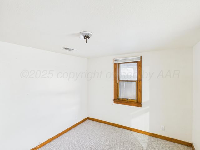 802 ZAUK Avenue, Dumas, TX 79029