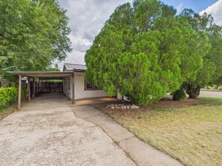 802 ZAUK Avenue, Dumas, TX 79029