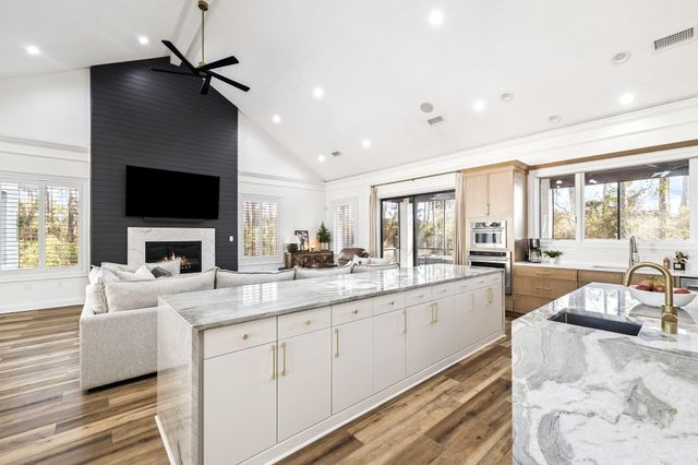 410 Windjammer Court, Destin, FL 32541