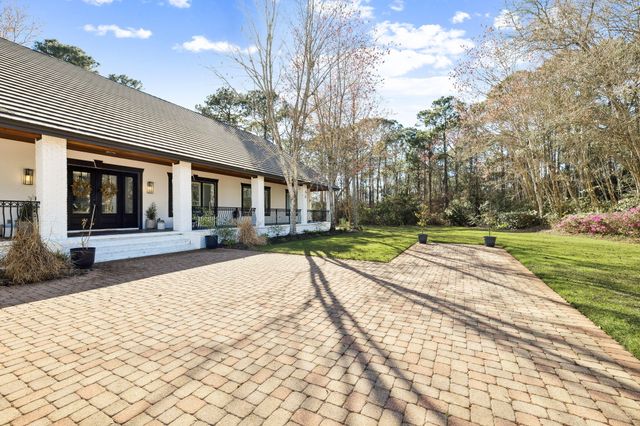 410 Windjammer Court, Destin, FL 32541