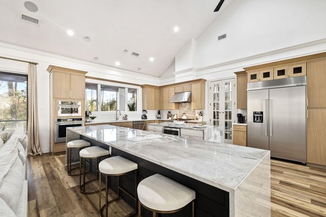 410 Windjammer Court, Destin, FL 32541