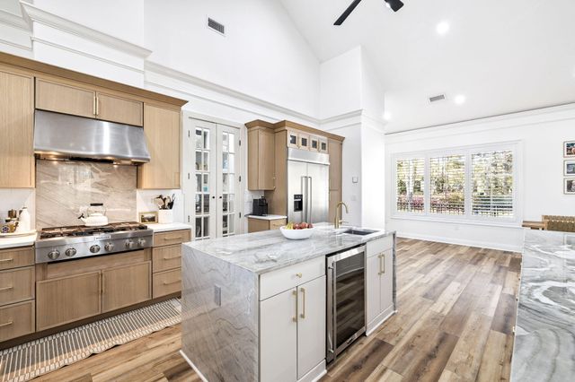 410 Windjammer Court, Destin, FL 32541