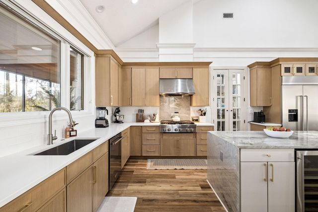 410 Windjammer Court, Destin, FL 32541