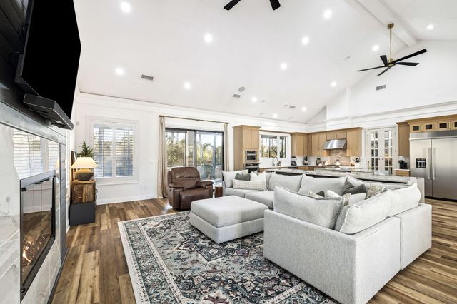 410 Windjammer Court, Destin, FL 32541