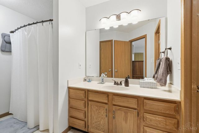 3903 Pebble Creek Ln, Batavia Twp, OH 45102