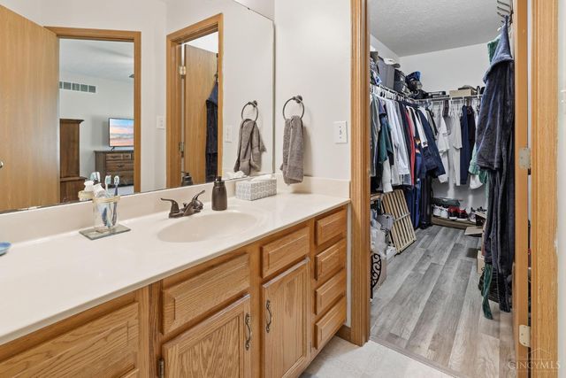 3903 Pebble Creek Ln, Batavia Twp, OH 45102