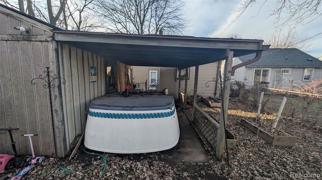 6713 Mcguire Street, Taylor, MI 48180