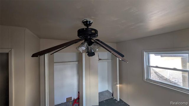 6713 Mcguire Street, Taylor, MI 48180