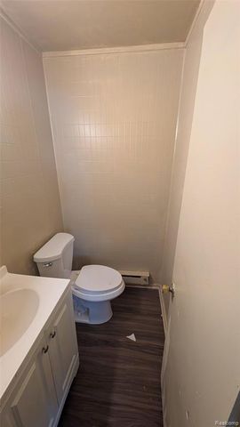 6713 Mcguire Street, Taylor, MI 48180