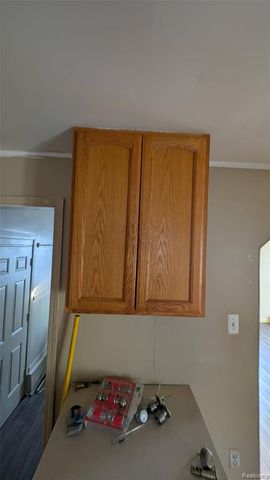 6713 Mcguire Street, Taylor, MI 48180