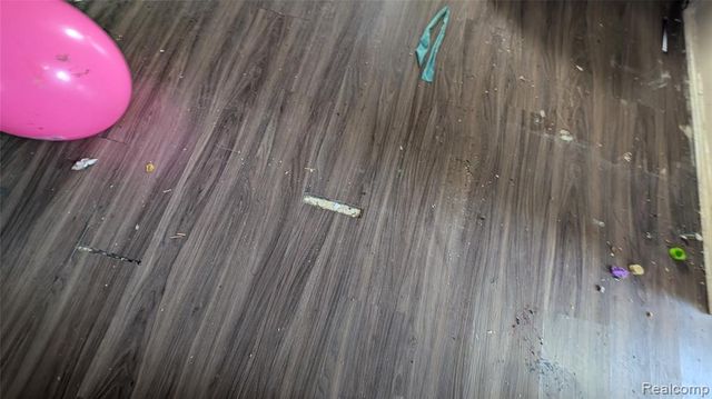 6713 Mcguire Street, Taylor, MI 48180