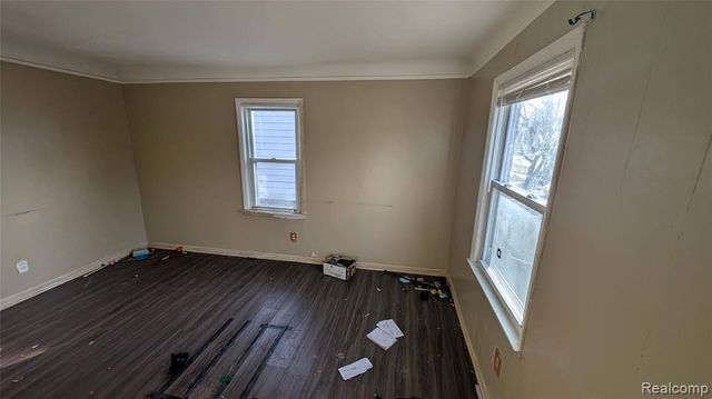 6713 Mcguire Street, Taylor, MI 48180