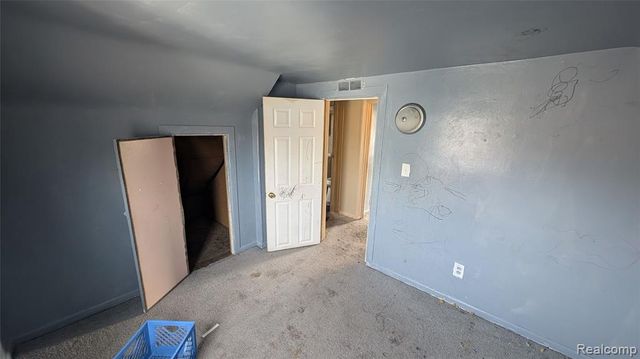 6713 Mcguire Street, Taylor, MI 48180