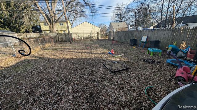 6713 Mcguire Street, Taylor, MI 48180