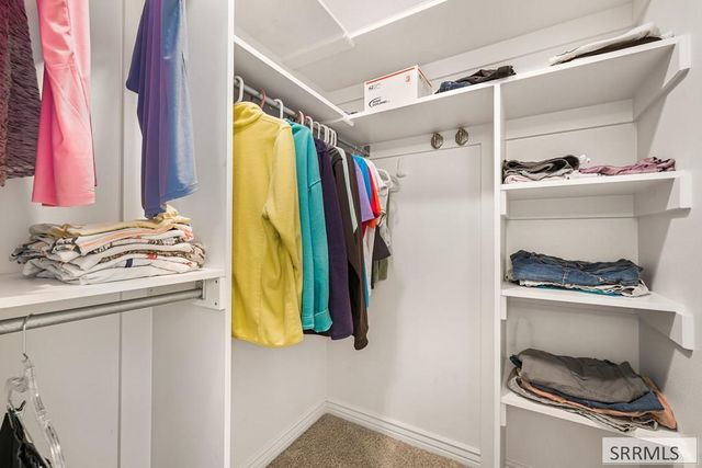 6644 S Ensenada Circle, Idaho Falls, ID 83406