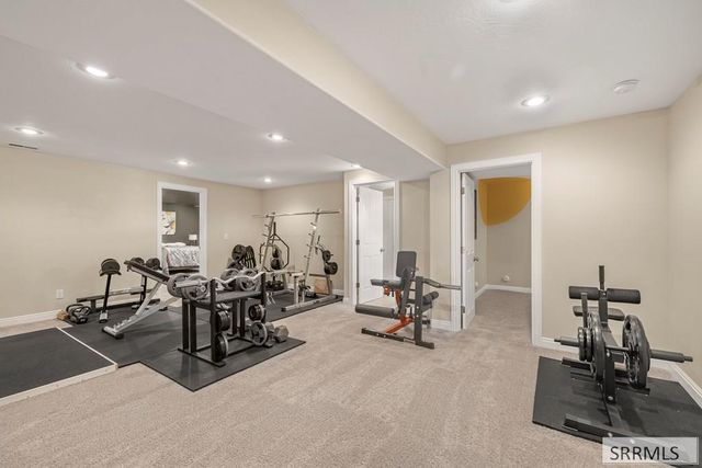 6644 S Ensenada Circle, Idaho Falls, ID 83406