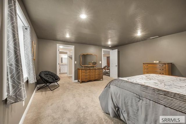 6644 S Ensenada Circle, Idaho Falls, ID 83406